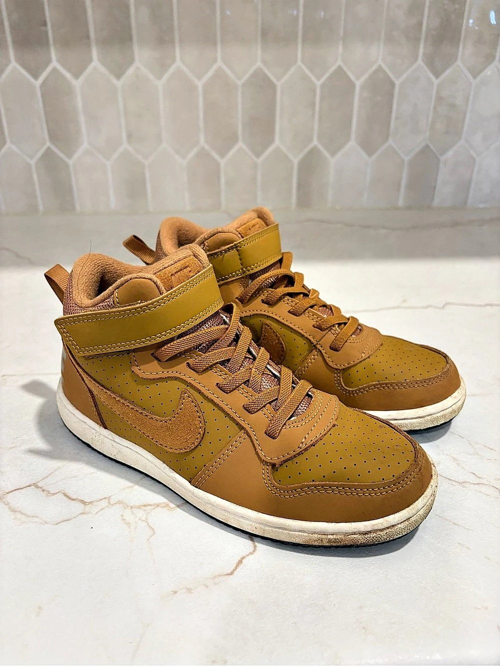 Nike Air Force 1 High-Top Sneakers in Wheat Boys US 1.5Y